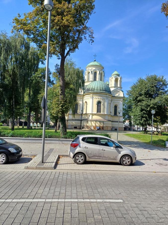 Ommpbooking Wspolna Lazienka Częstochowa Esterno foto